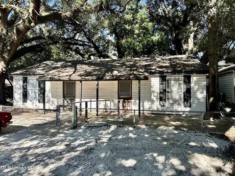 2208 23rd St, Gulfport, MS 39501