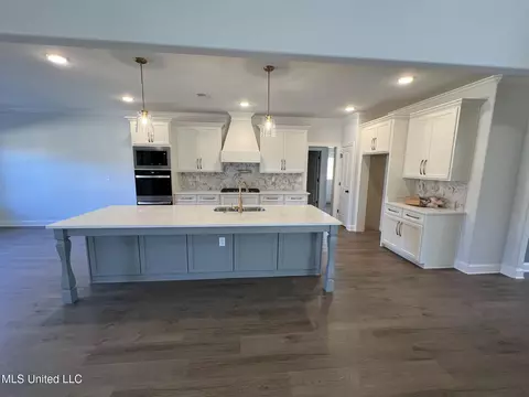 11236 Vickis Ln, Olive Branch, MS 38654 photo 8