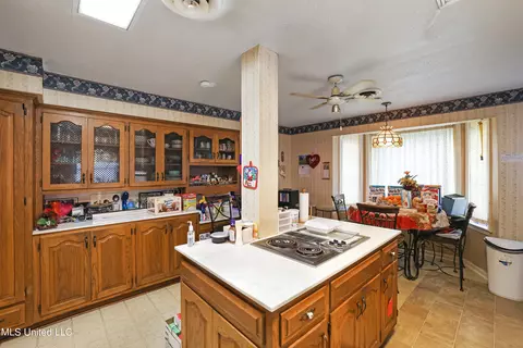 Kitchen - 5856 Medallion Dr, Jackson, MS 39211 photo 3 of 4