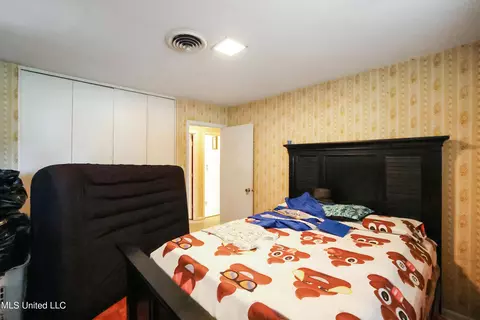 Bedroom - 5856 Medallion Dr, Jackson, MS 39211 photo 8 of 8