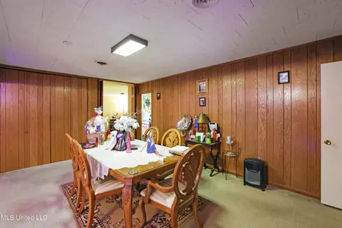 Dining - 5856 Medallion Dr, Jackson, MS 39211 photo 2 of 3