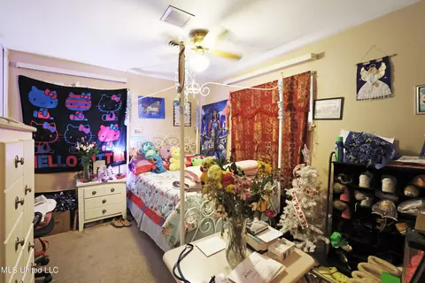 Bedroom - 5856 Medallion Dr, Jackson, MS 39211 photo 4 of 8
