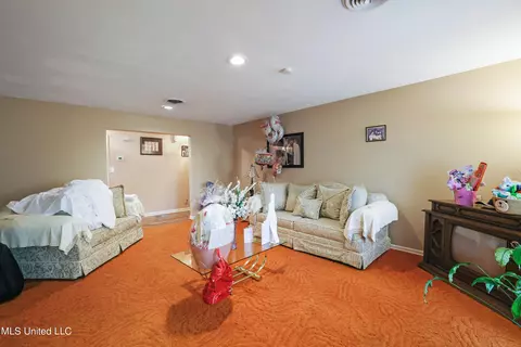 Other - 5856 Medallion Dr, Jackson, MS 39211 photo 2 of 8