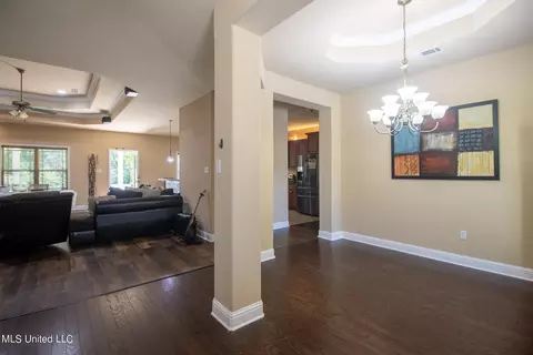 512 Dynsmore Pl, Long Beach, MS 39560 photo 3