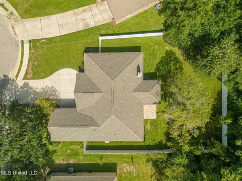 512 Dynsmore Pl, Long Beach, MS 39560 photo 25
