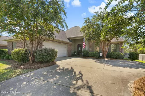 145 Stillhouse Creek Dr, Madison, MS 39110