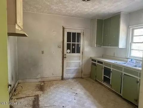 Other - 772 Broadmoor Dr, Jackson, MS 39206 photo 3 of 7