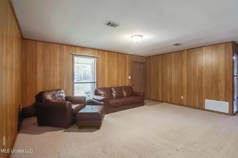 Living - 4008 Sentinel Dr, Escatawpa, MS 39552 photo 4 of 5