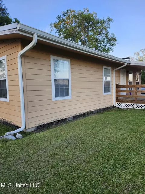 Other - 7733 Carter Rd, Moss Point, MS 39562 photo 1 of 7