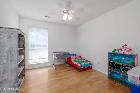 Bedroom - 5679 Peyton Rd, Coldwater, MS 38618 photo 5 of 7