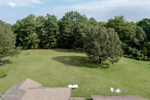 Exterior - 5679 Peyton Rd, Coldwater, MS 38618 photo 3 of 4