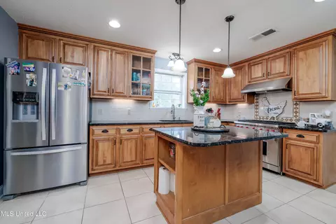Kitchen - 5679 Peyton Rd, Coldwater, MS 38618 photo 1 of 3