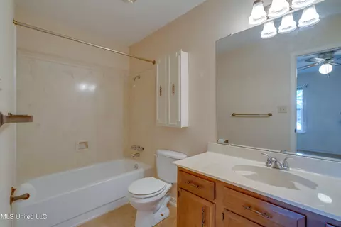 409 Highpoint Dr, Diamondhead, MS 39525 photo 35