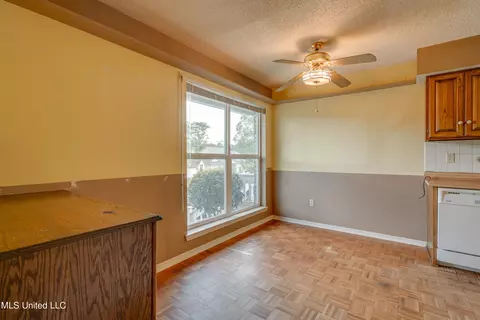 409 Highpoint Dr, Diamondhead, MS 39525 photo 10