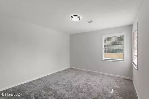 Bedroom - 5912 Whitestone Rd, Jackson, MS 39206 photo 2 of 5