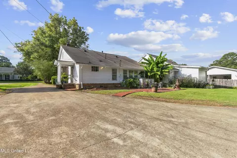 Exterior - 361 E Peace St, Canton, MS 39046 photo 18 of 20