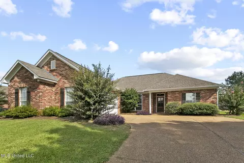 427 Patrick Farms Dr, Pearl, MS 39208