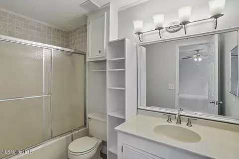 Bath - 2139 Boyd Rd, Utica, MS 39175 photo 1 of 2