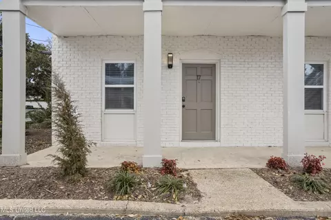 114 Ethel Cir #19, Ocean Springs, MS 39564