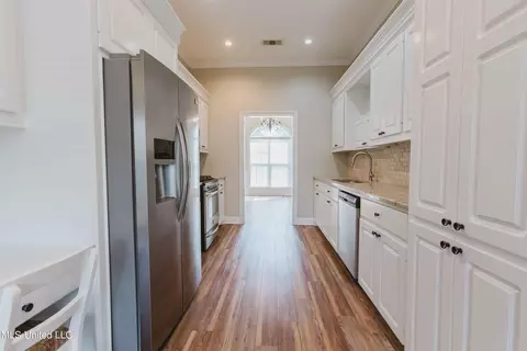703 Prominence Dr, Flowood, MS 39232 photo 9