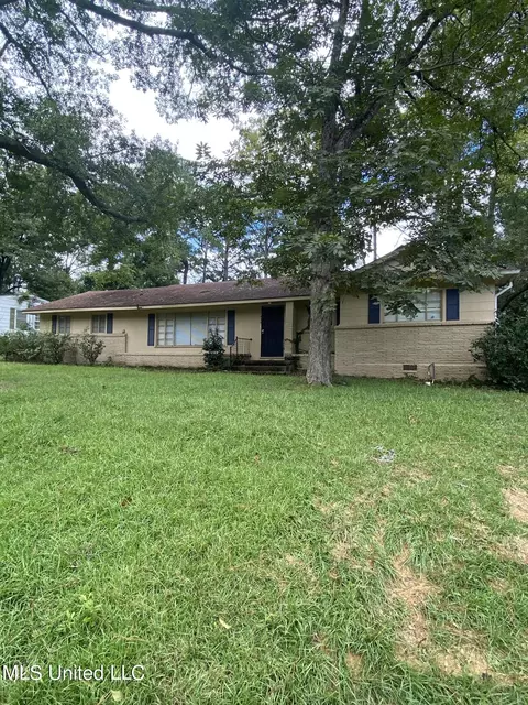 1435 Brinoy Dr, Jackson, MS 39204
