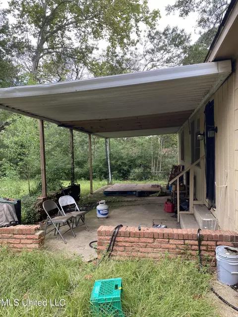 Exterior - 1435 Brinoy Dr, Jackson, MS 39204 photo 3 of 3