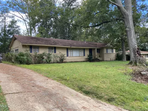 Exterior - 1435 Brinoy Dr, Jackson, MS 39204 photo 2 of 3
