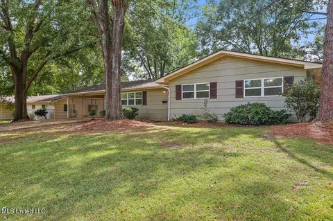 Exterior - 5157 Parkway Dr, Jackson, MS 39211 photo 2 of 8