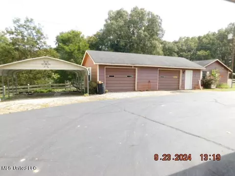 Exterior - 4971 Church Rd, Nesbit, MS 38651 photo 7 of 15