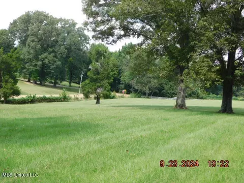 Exterior - 4971 Church Rd, Nesbit, MS 38651 photo 9 of 15