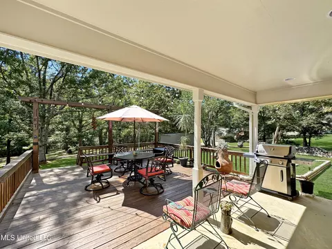 Exterior - 192 Mccarty Rd, Byram, MS 39272 photo 6 of 10