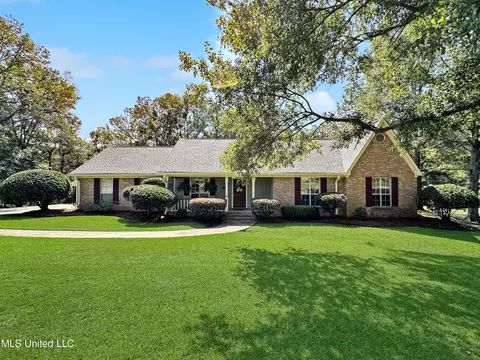 192 Mccarty Rd, Byram, MS 39272