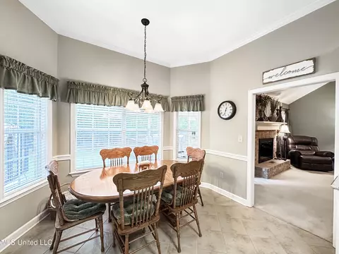 Dining - 192 Mccarty Rd, Byram, MS 39272 photo 1 of 3