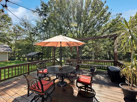 Exterior - 192 Mccarty Rd, Byram, MS 39272 photo 4 of 10