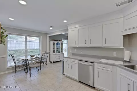 470 Brookstone Dr, Madison, MS 39110 photo 11