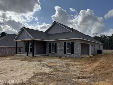 Exterior - 449 Piney Dr, Pearl, MS 39208 photo 4 of 8
