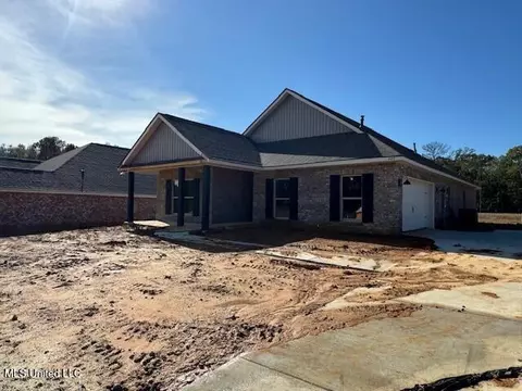 Exterior - 449 Piney Dr, Pearl, MS 39208 photo 3 of 8