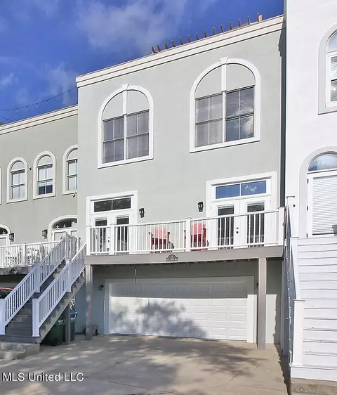 80 E Beach Blvd #STE 3, Gulfport, MS 39507