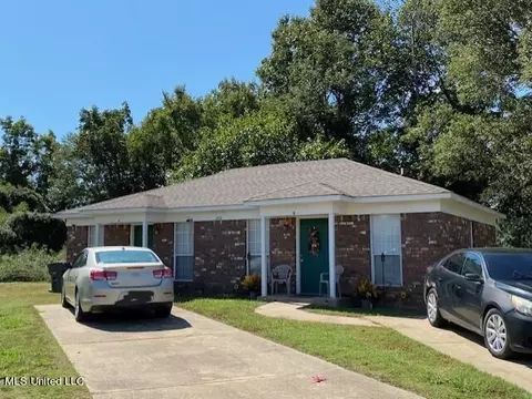 208 Jordan Cove Cv, Senatobia, MS 38668