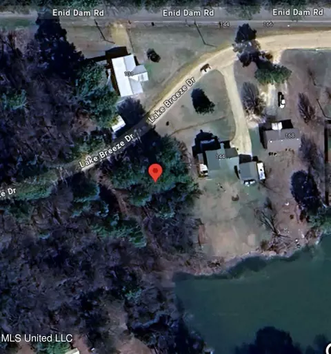 Lake Breeze Drive, Pope, MS 38658