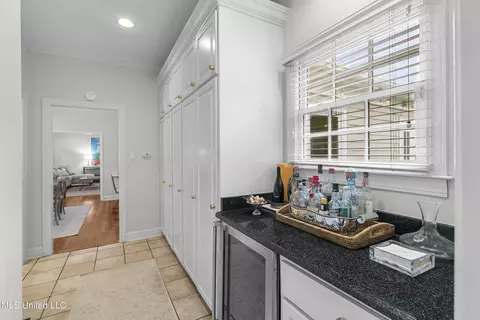 Other - 4036 Oakridge Dr, Jackson, MS 39216 photo 4 of 11