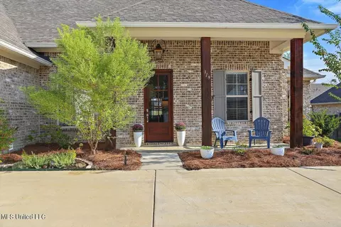Exterior - 319 Wellstone Pl, Madison, MS 39110 photo 2 of 7