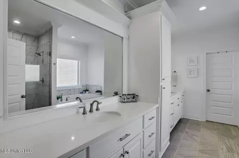 Bath - 319 Wellstone Pl, Madison, MS 39110 photo 1 of 4