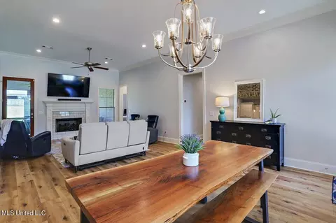 Dining - 319 Wellstone Pl, Madison, MS 39110 photo 2 of 2
