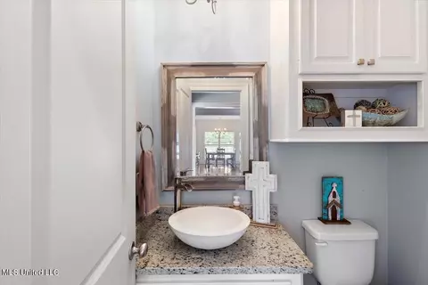 Entry Way - 211 Duchess Ct, Flowood, MS 39232 photo 6 of 6