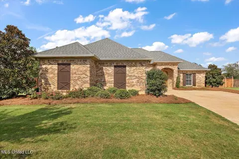 Exterior - 211 Duchess Ct, Flowood, MS 39232 photo 2 of 9