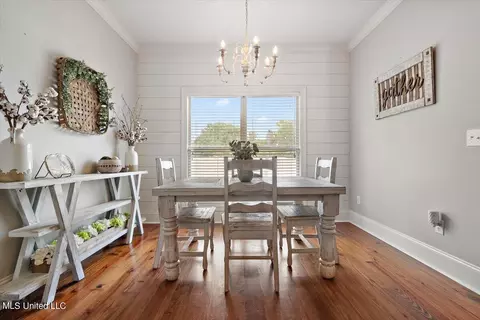 Dining - 211 Duchess Ct, Flowood, MS 39232 photo 2 of 2