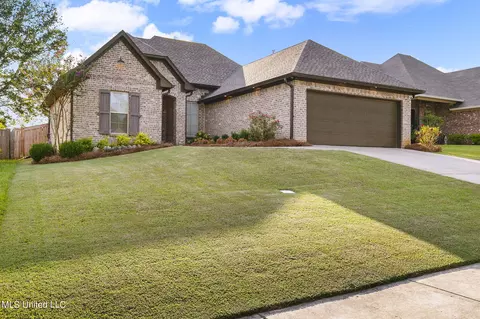 613 Greenfield Ridge Dr, Brandon, MS 39042