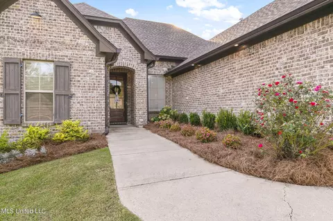 613 Greenfield Ridge Dr, Brandon, MS 39042 photo 4