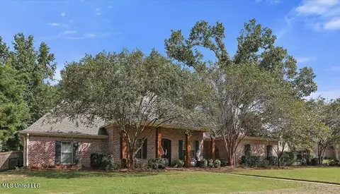 824 Aberdeen Cv, Madison, MS 39110